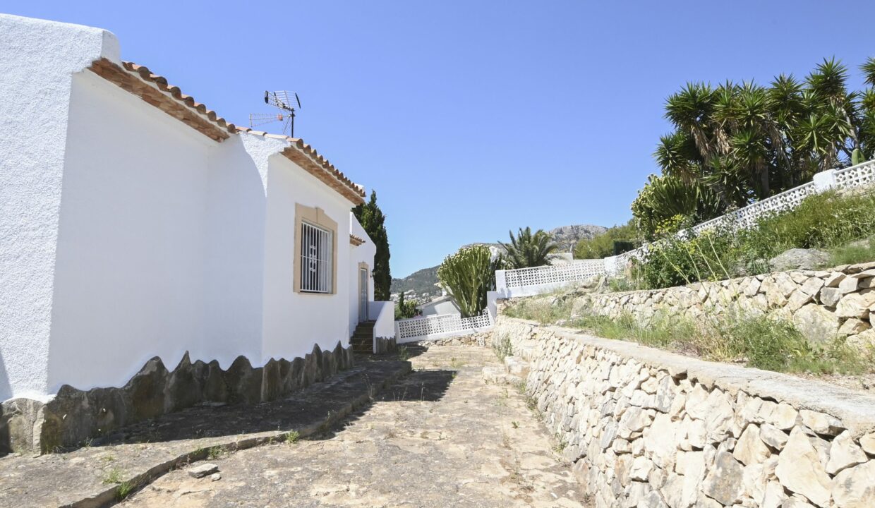 32.-COLINA-DEL-SOL-JARDIN-TRASERO-scaled